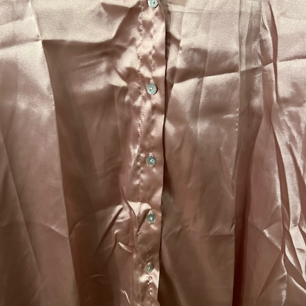 Button up blouse - Picture 6 of 7